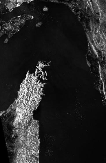 عکس: آرایش کشتی‌های متوقف شده در اطراف تنگه هرمز