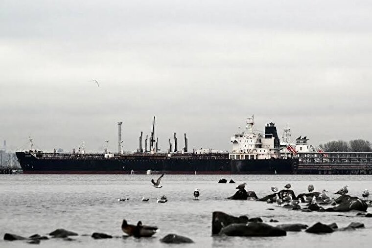 کاهش قیمت نفت صادراتی روسیه در پی تشدید تحریم‌های غرب