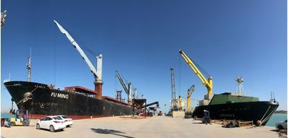 رکوردشکنی بنادر قشم در صادرات و ترانزیت رکوردشکنی بنادر قشم در صادرات و ترانزیت