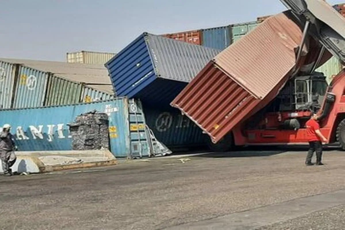 علنی شدن لیست ۵۰۰۰ کانتینر آسیب دیده بندر شهید رجایی
