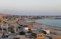 انجام عملیات گمانه‌زنی در بندر تاریخی سیراف