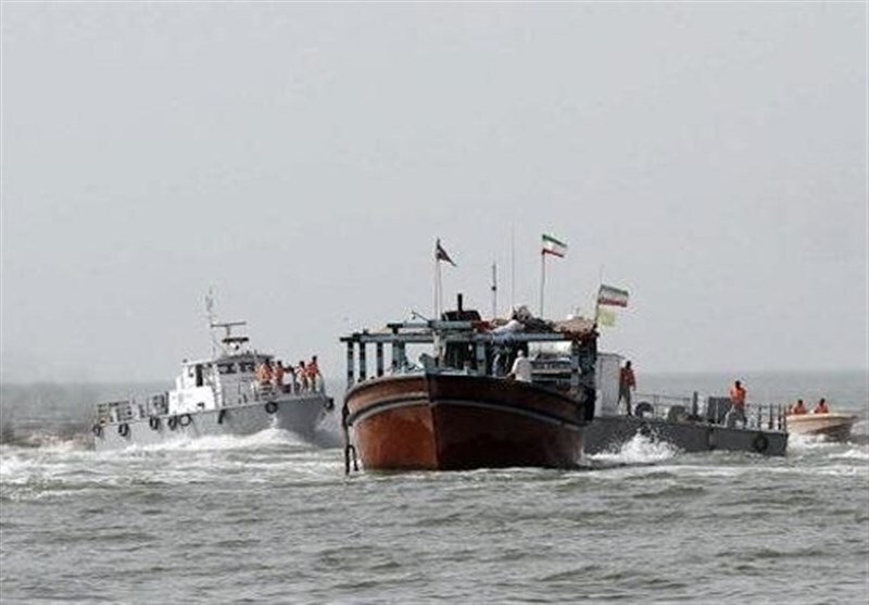 کشف ۸۰ هزار لیتر سوخت قاچاق در آب‌های غرب هرمزگان