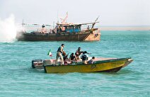 توقیف لنج باری حامل ۱۷۶ ماینر قاچاق در بندر شیو