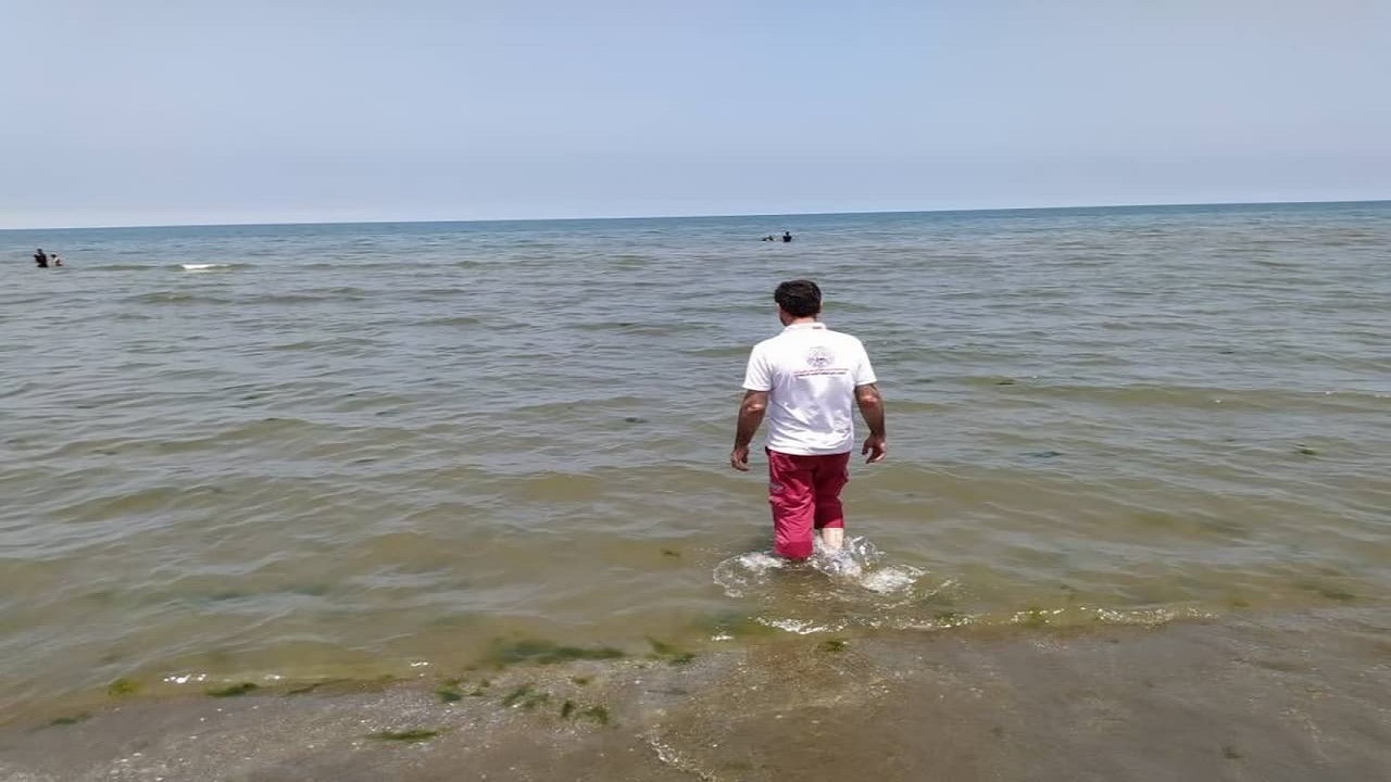 نجات ۱۱۷ نفر از غرق شدگی در خزر