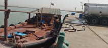 توقیف سه شناور قاچاق سوخت در آب‌های هرمزگان