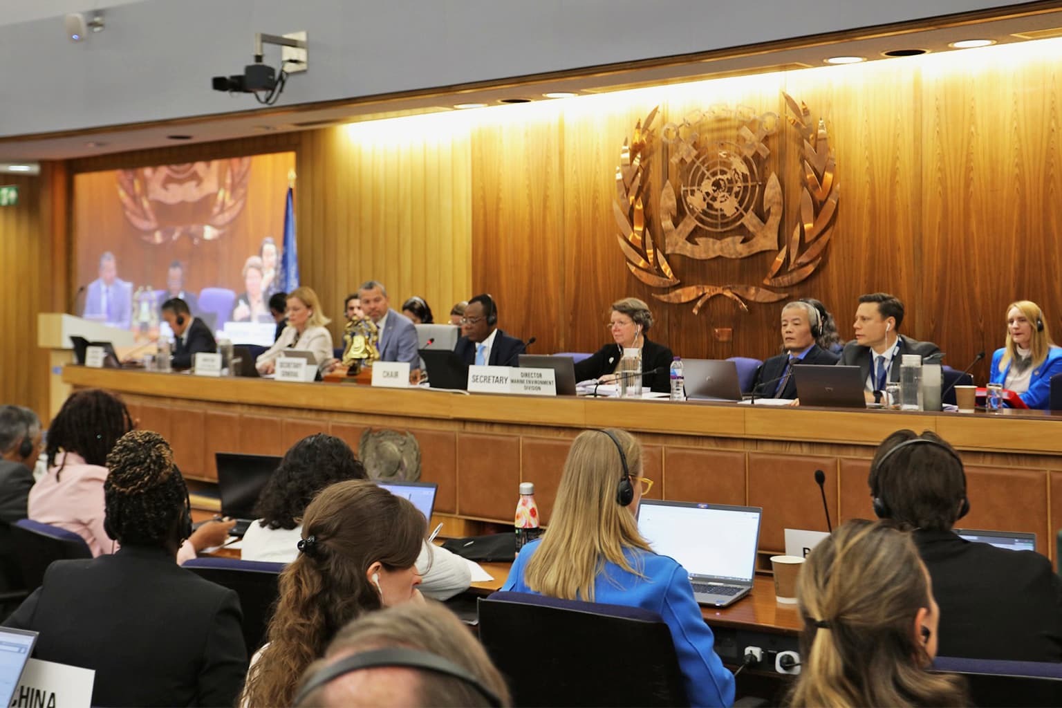 پافشاری IMO بر مقررات جهانی کاهش سوخت فسیلی در کشتیرانی،‌ باوجود مخالفت آمریکا و عربستان