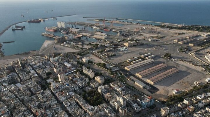 توافق ۸۰۰ میلیون دلاری سوریه با شرکت اماراتی برای نوسازی بندر طرطوس توافق ۸۰۰ میلیون دلاری سوریه با شرکت اماراتی برای نوسازی بندر طرطوس