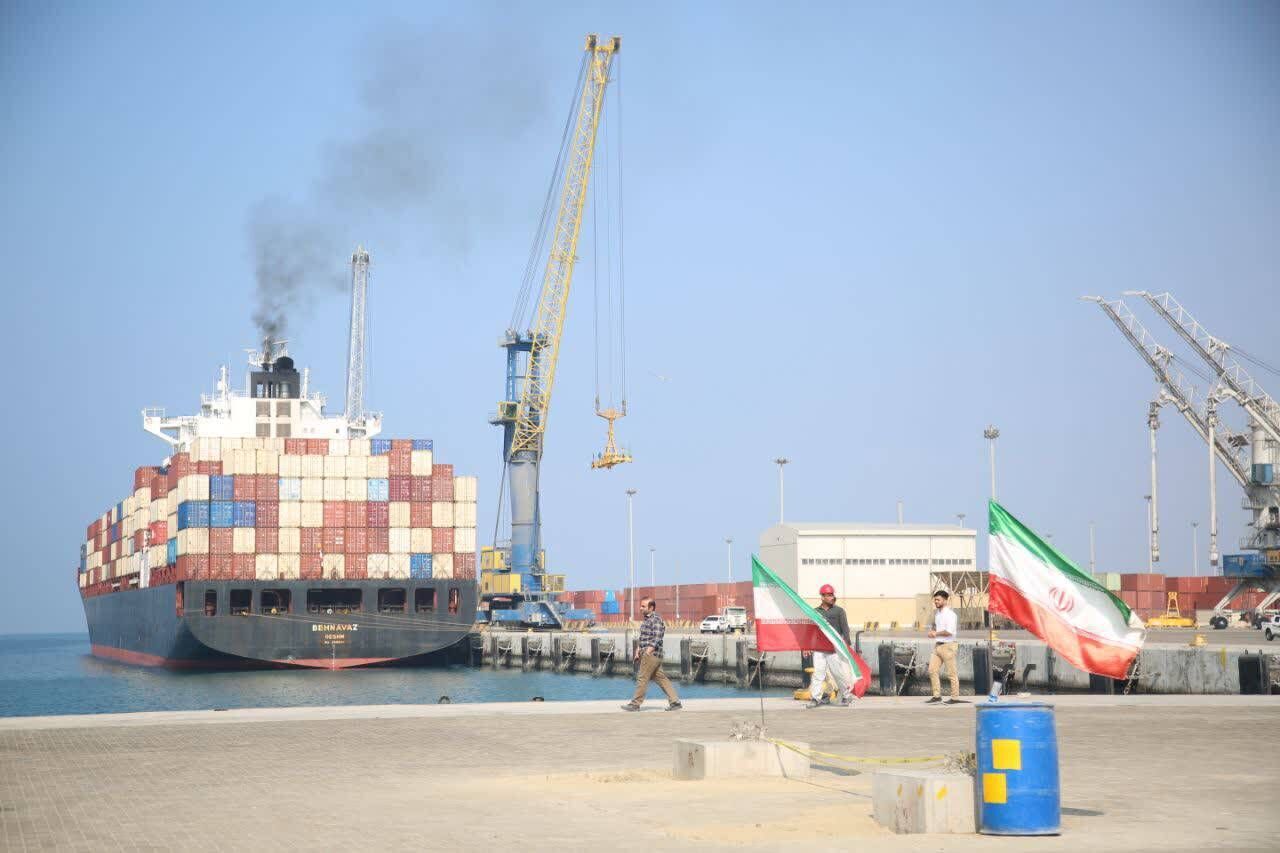رشد ۵۵ درصدی تخلیه و بارگیری از بنادر سیستان و بلوچستان رشد ۵۵ درصدی تخلیه و بارگیری از بنادر سیستان و بلوچستان