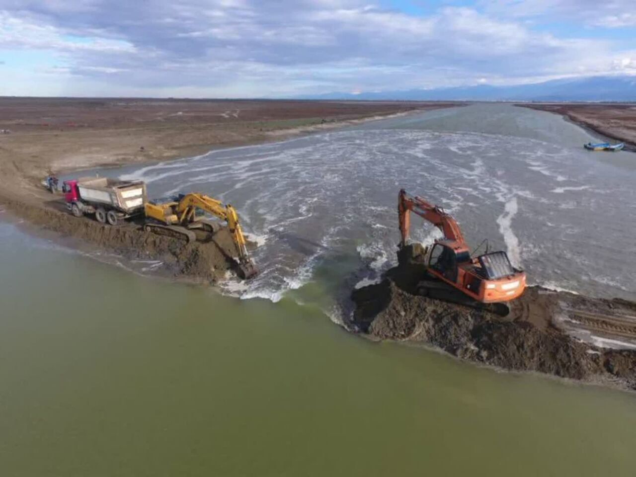 وضعیت بحرانی دریای خزر و خلیج گرگان