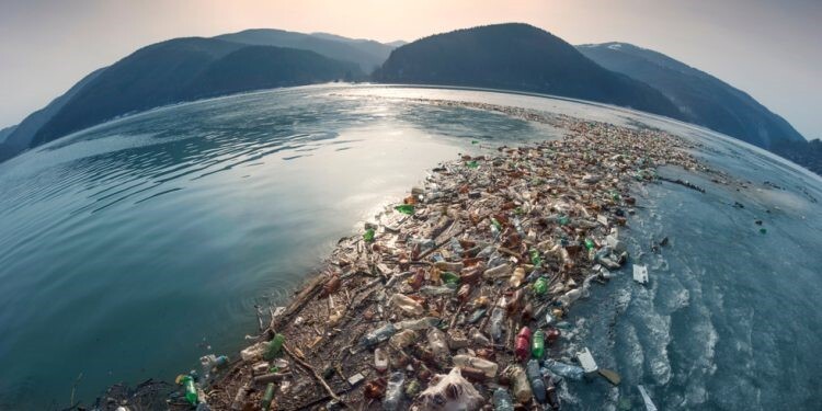 راهاندازی انجمن دریای پاک برای مقابله با آلودگی پلاستیکی اقیانوسها راهاندازی انجمن دریای پاک برای مقابله با آلودگی پلاستیکی اقیانوسها