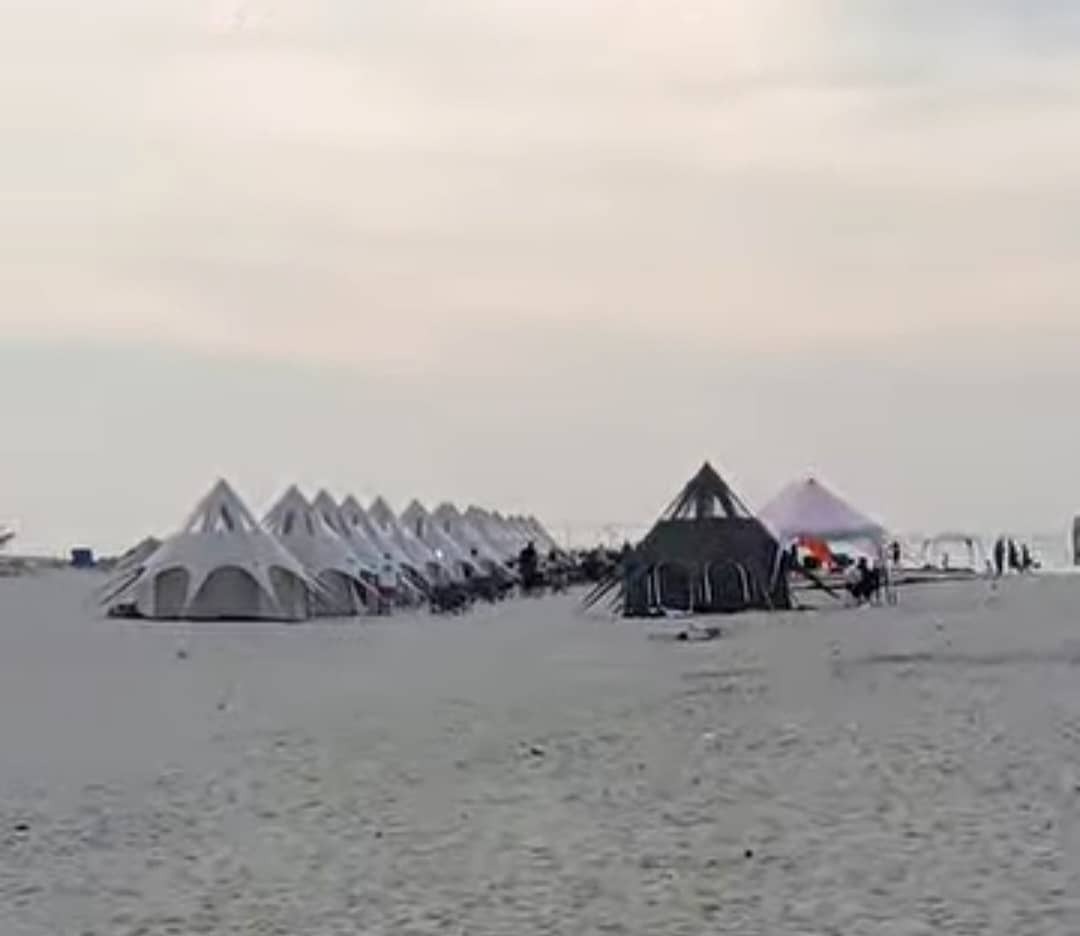 اعتراض جامعه محلی به کمپهای هتلی در سواحل غرب هرمزگان/ آسیب به فرهنگ و محیطزیست لاوان و شیدور اعتراض جامعه محلی به کمپهای هتلی در سواحل غرب هرمزگان/ آسیب به فرهنگ و محیطزیست لاوان و شیدور